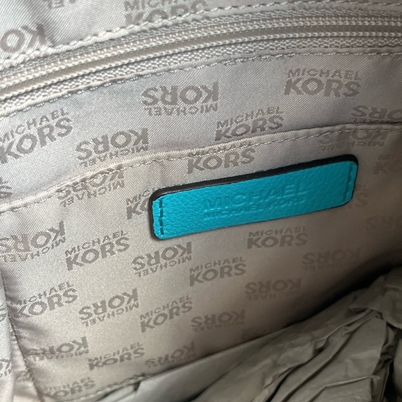 Michael KORS Leather Women's Bag - Picture 10 of 12